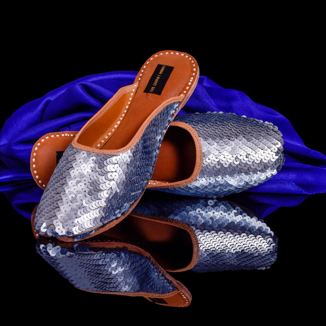 icy-silver-slipon-juttis