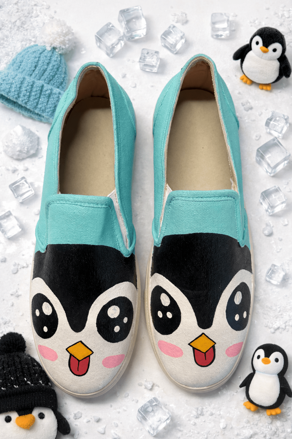 Hand painted Pengi Paw - The Quirky Naari