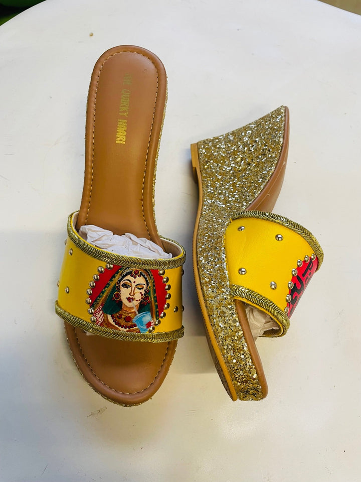 Heel - The Quirky Naari